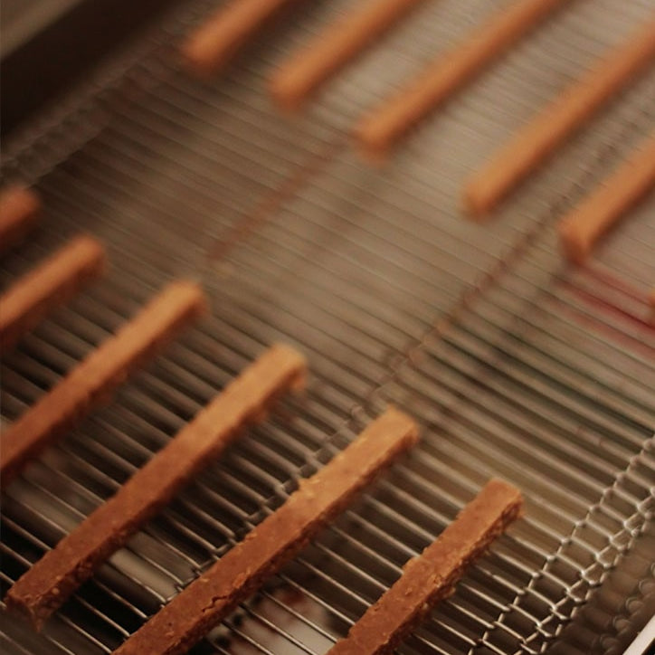 Pralinés artisanaux par Cavaletti Paris, préparés à l'ancienne selon la méthode traditionnelle par notre maitre chocolatier.