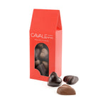 Coeurs guimauve par Cavaletti Paris. Au chocolat noir, lait et guimauve vanille, fourré d'un coeur au praliné à l'ancienne. Idéal fête des mères ou sait Valentin. en format ballotin.